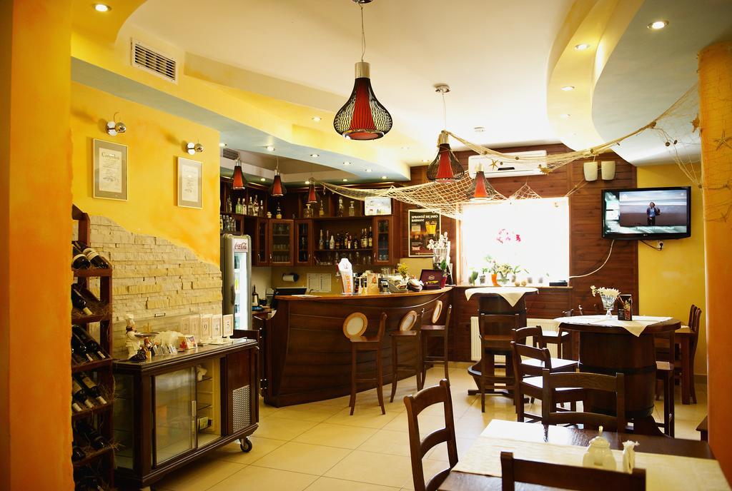 Hotel Marina Nielisz 외부 사진
