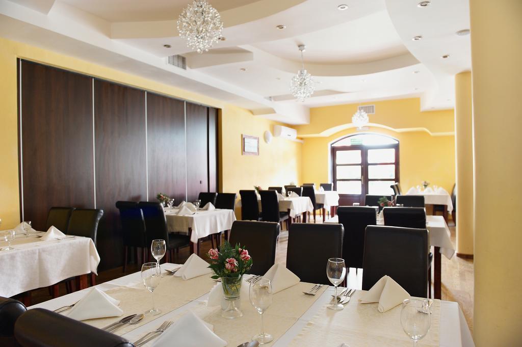 Hotel Marina Nielisz 외부 사진